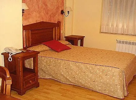 Hotel La Becera Penausende