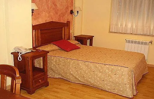 Szálloda La Becera Peñausende